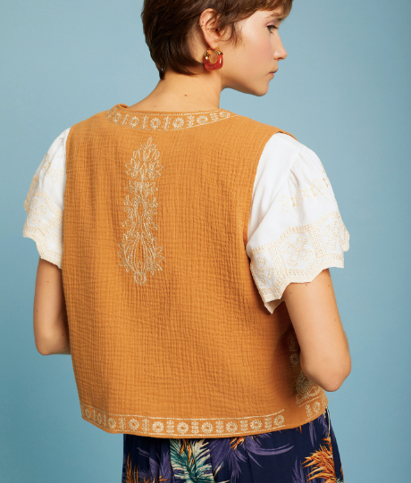 Veston Lujàn camel