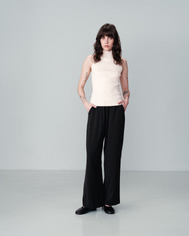 
                  
                    Pantalon - Noblesse
                  
                